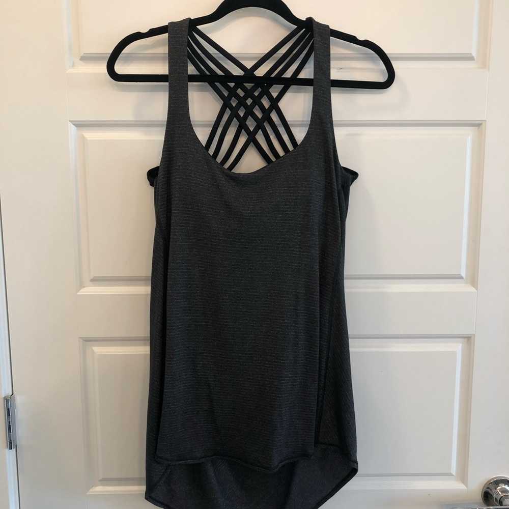 Lululemon top with sports bra